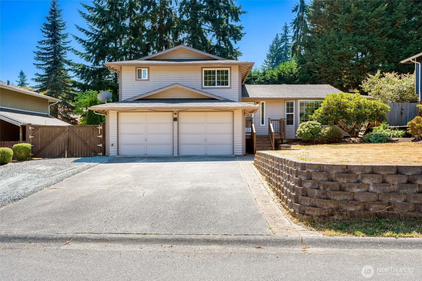Property photo for 4830 122nd Street Se, Everett