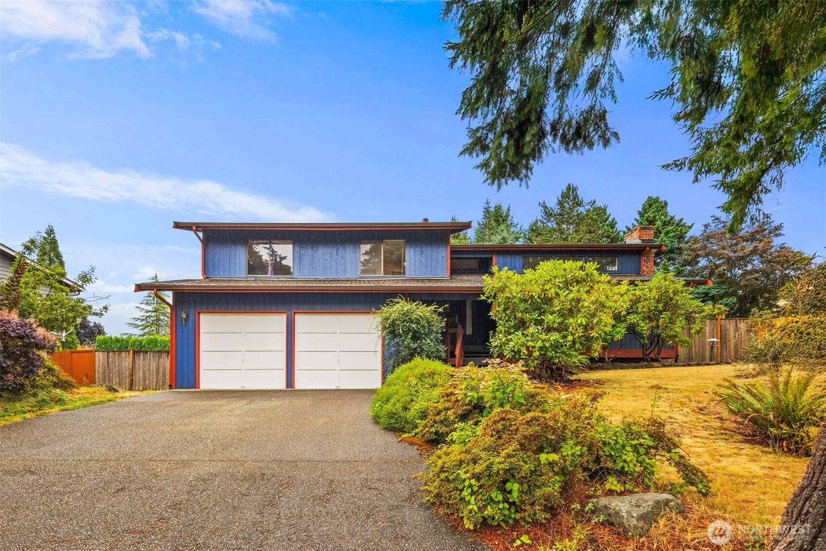Property photo for 15915 Se 166th Pl, Renton photo 2