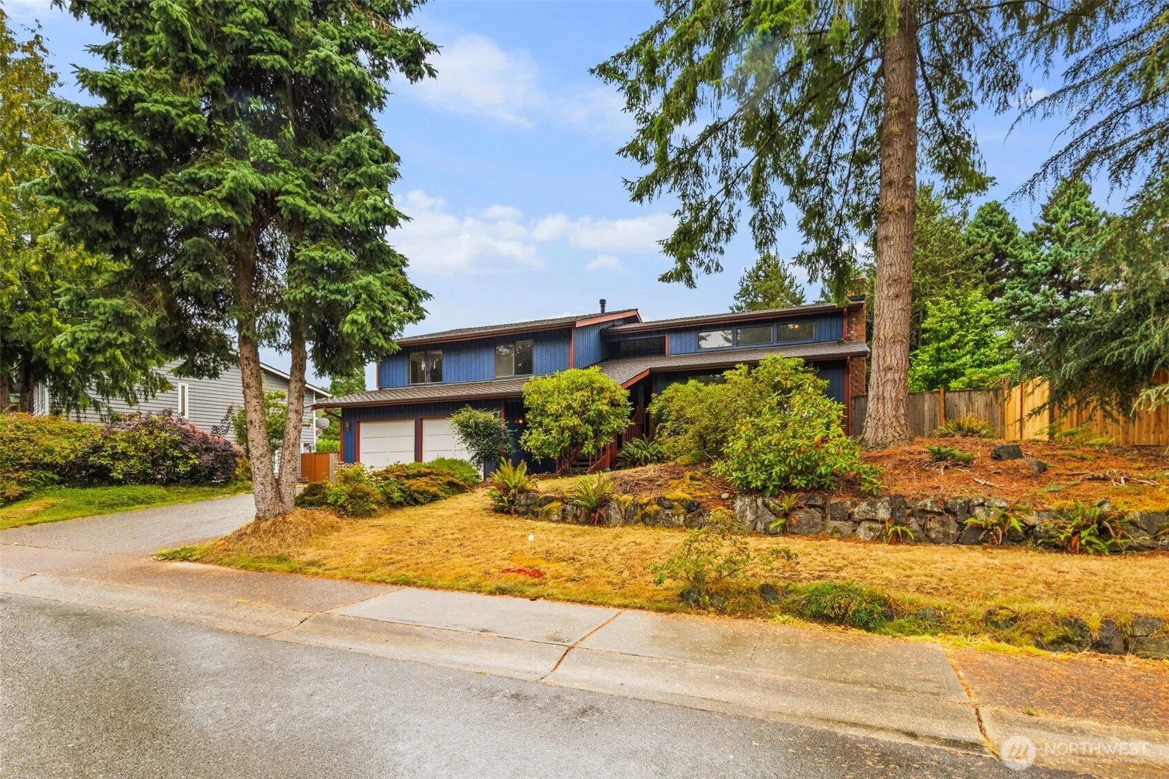 Property photo for 15915 Se 166th Pl, Renton photo 3