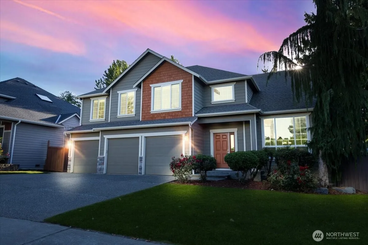 Property photo for 17329 34th Place W, Lynnwood photo 2