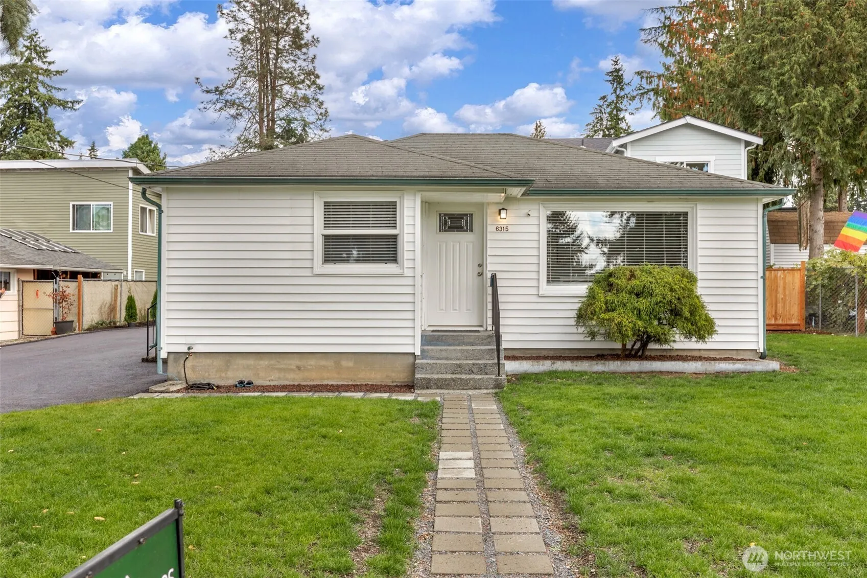 Property photo for 6315 W Beech Street, Everett
