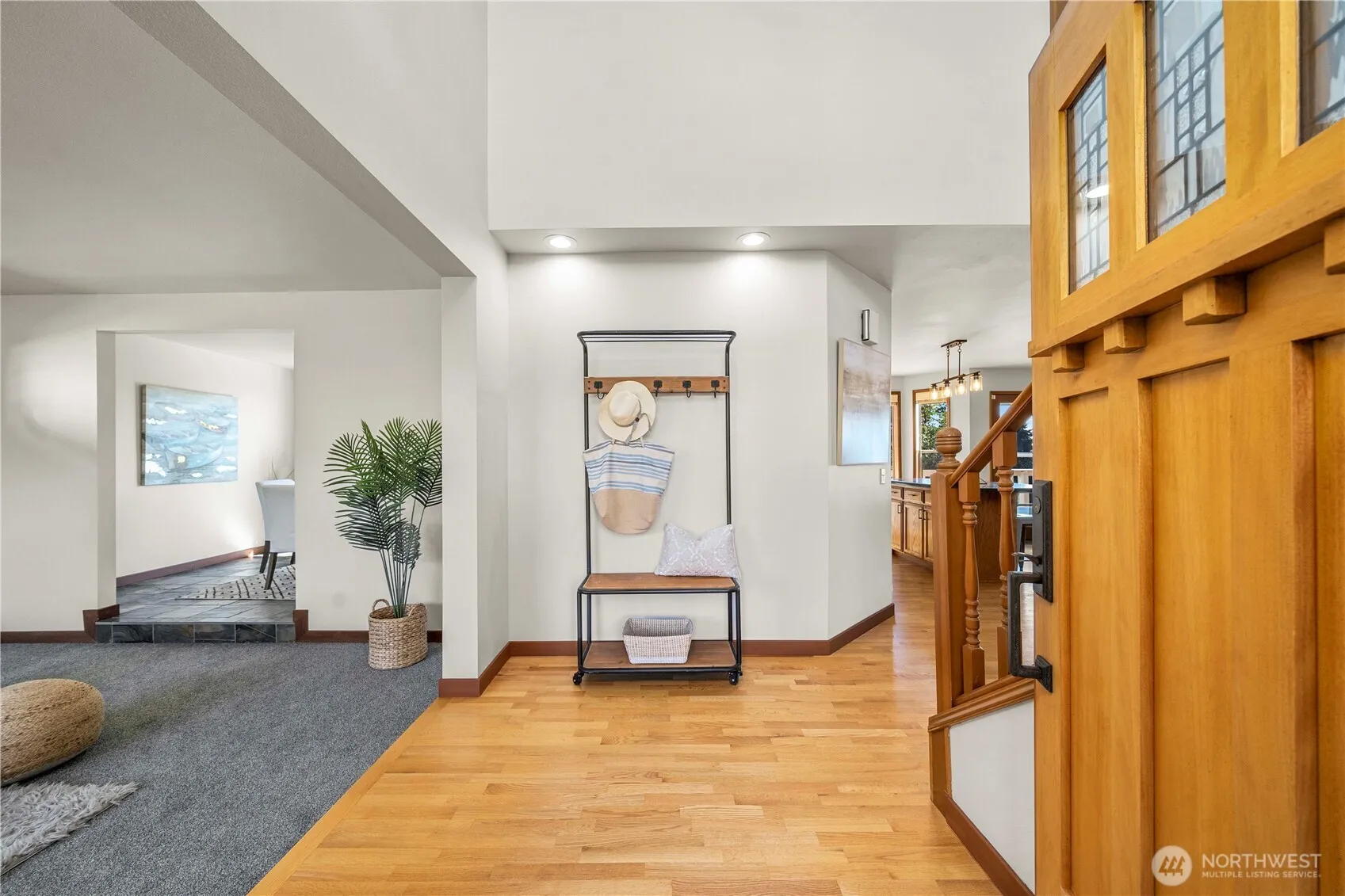Property photo for 5208 Ridge Drive Ne, Tacoma photo 4