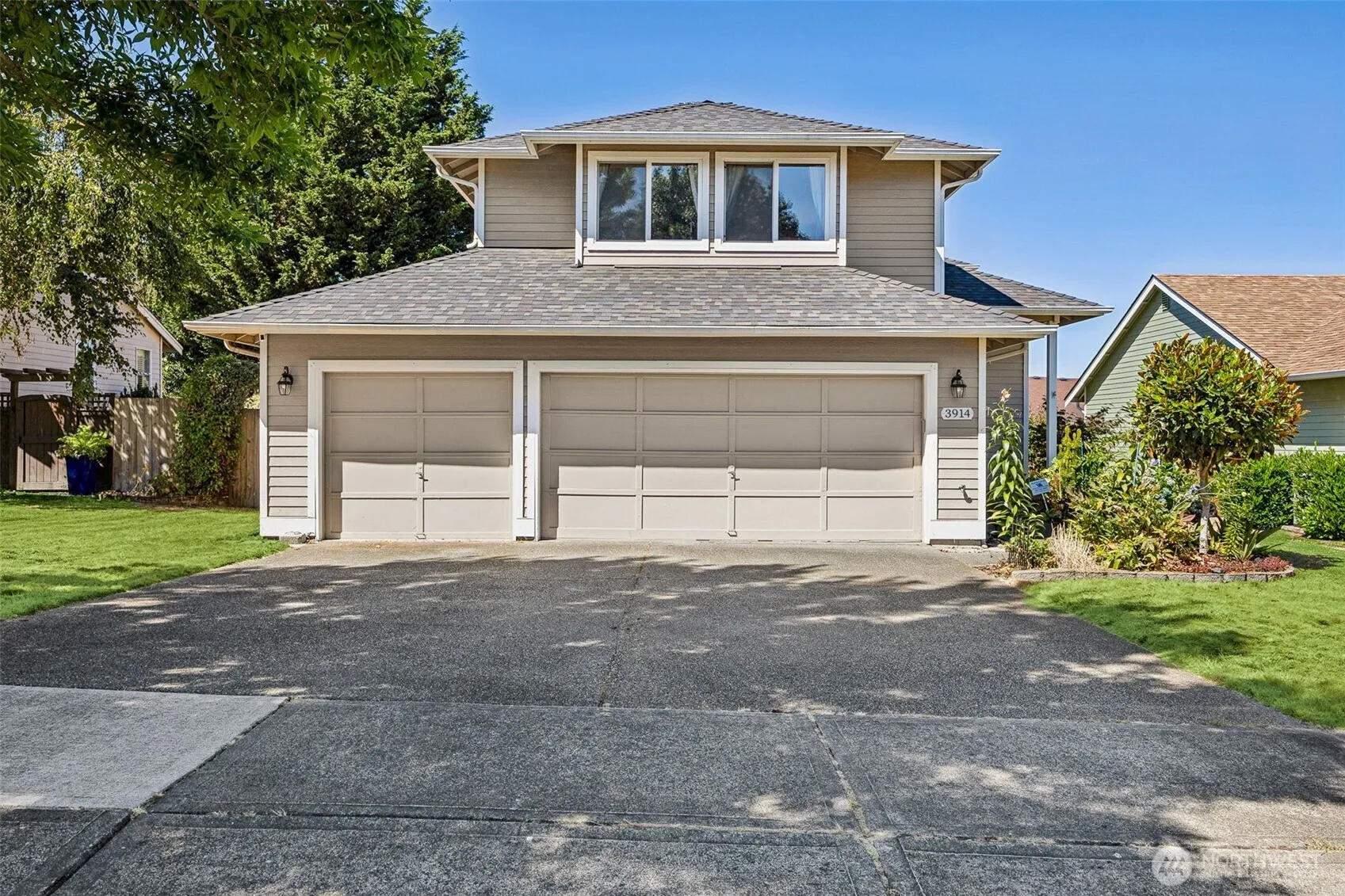 Property photo for 3914 47th Avenue Ne, Tacoma photo 2
