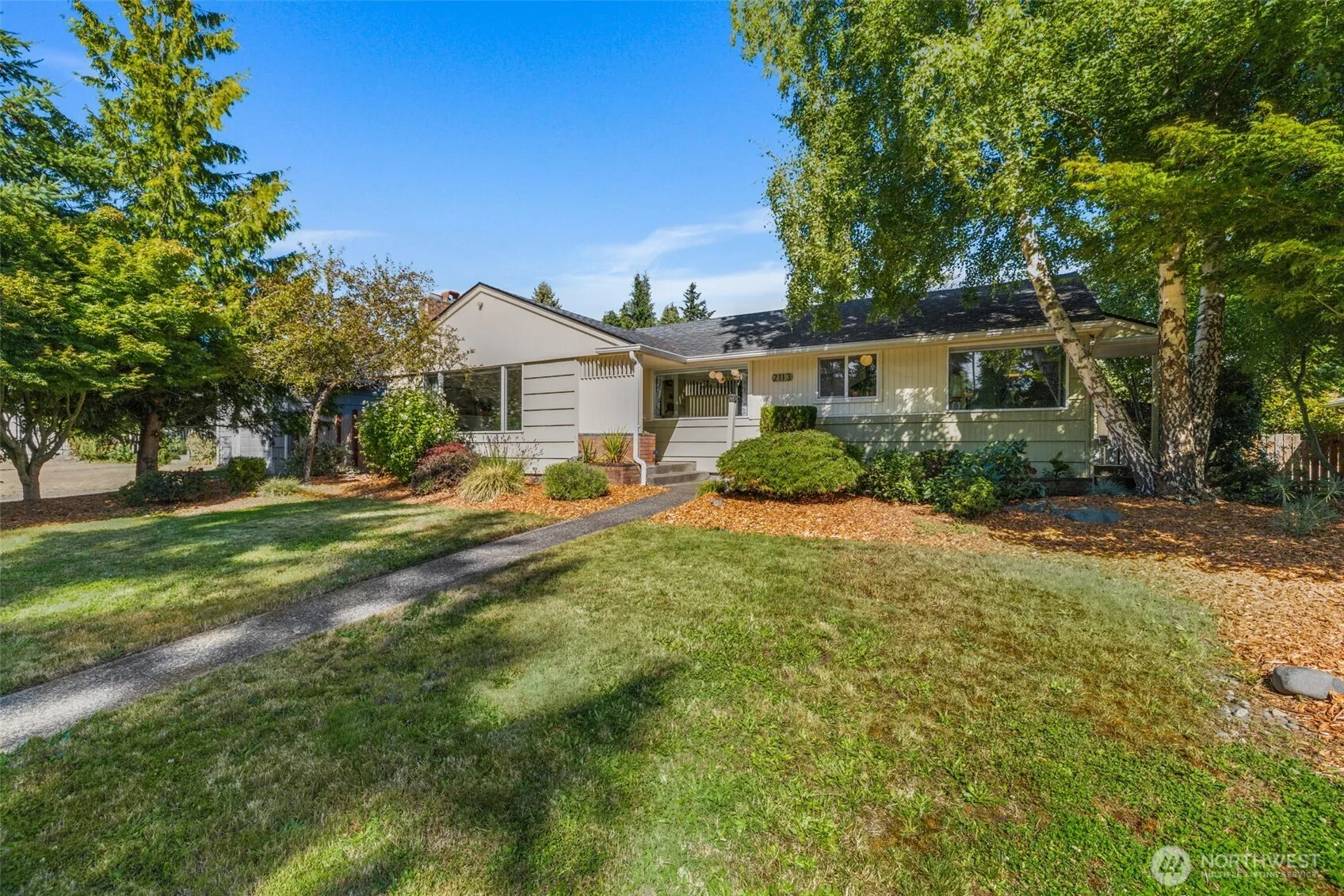 Property photo for 2113 N Highland Street, Tacoma photo 2