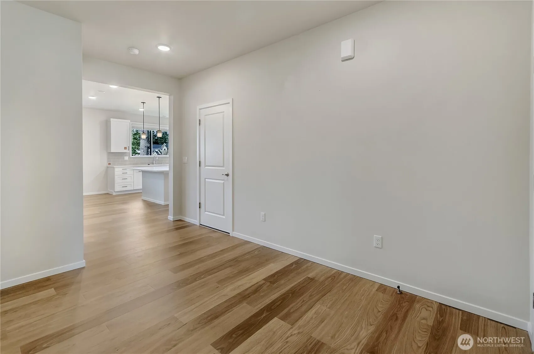 Property photo for 18312 37th Avenue E, Tacoma photo 5