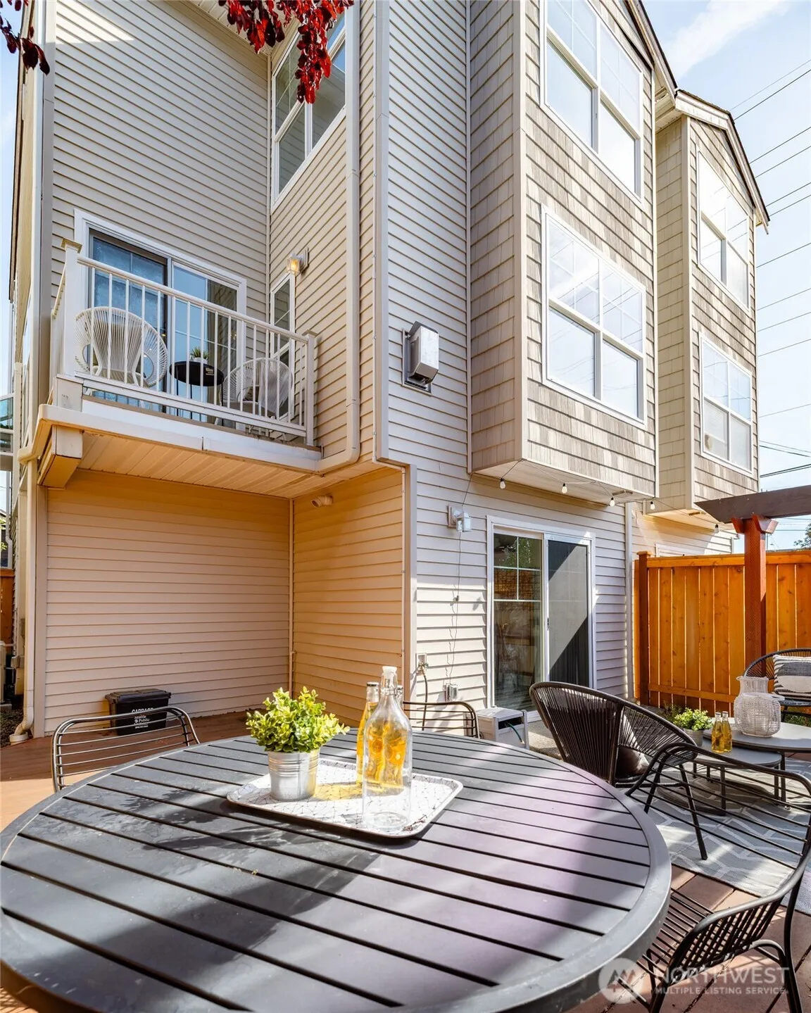 Property photo for 10303 N Evanston Avenue, Seattle photo 2