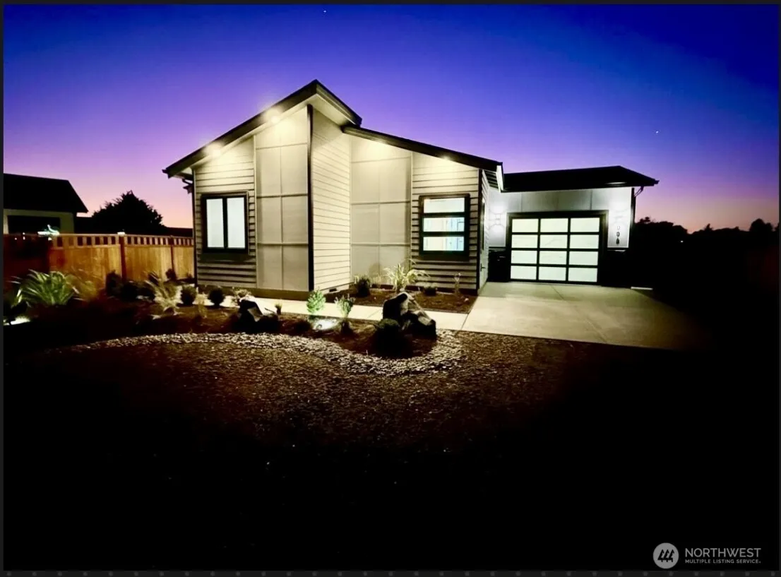 Property photo for 996 Alida Court Se, Ocean Shores photo 3
