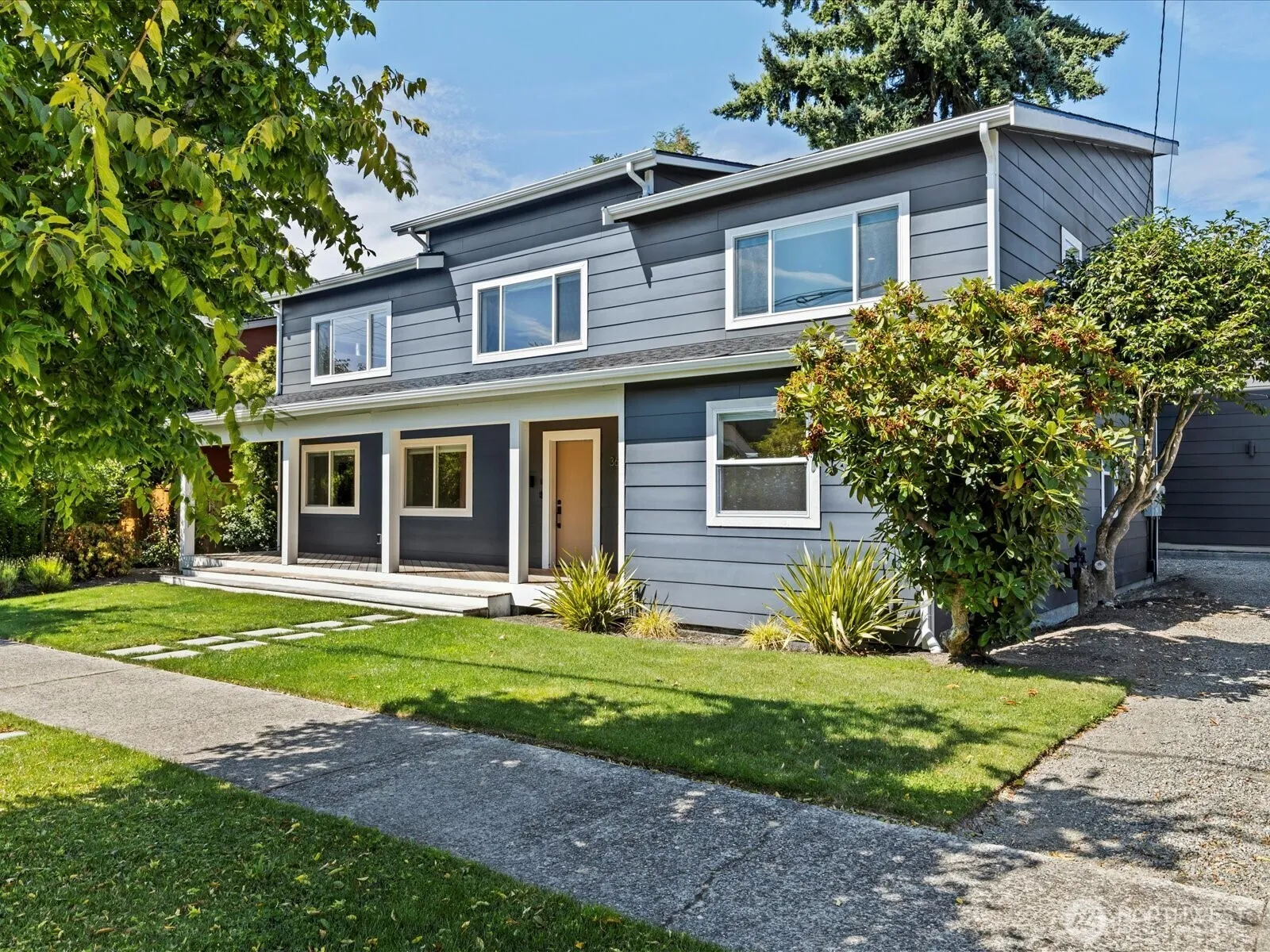 Property photo for 3615 N 18th Street, Tacoma photo 2