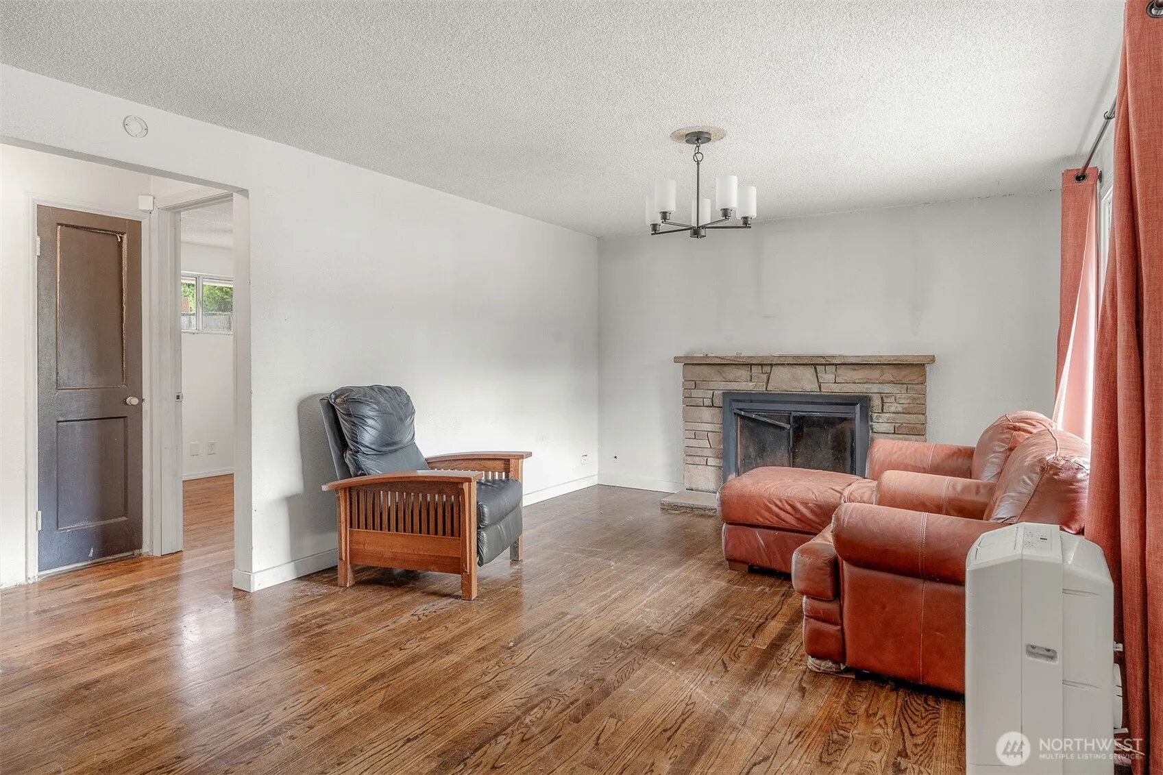 Property photo for 1147 Aberdeen Avenue Ne, Renton photo 3