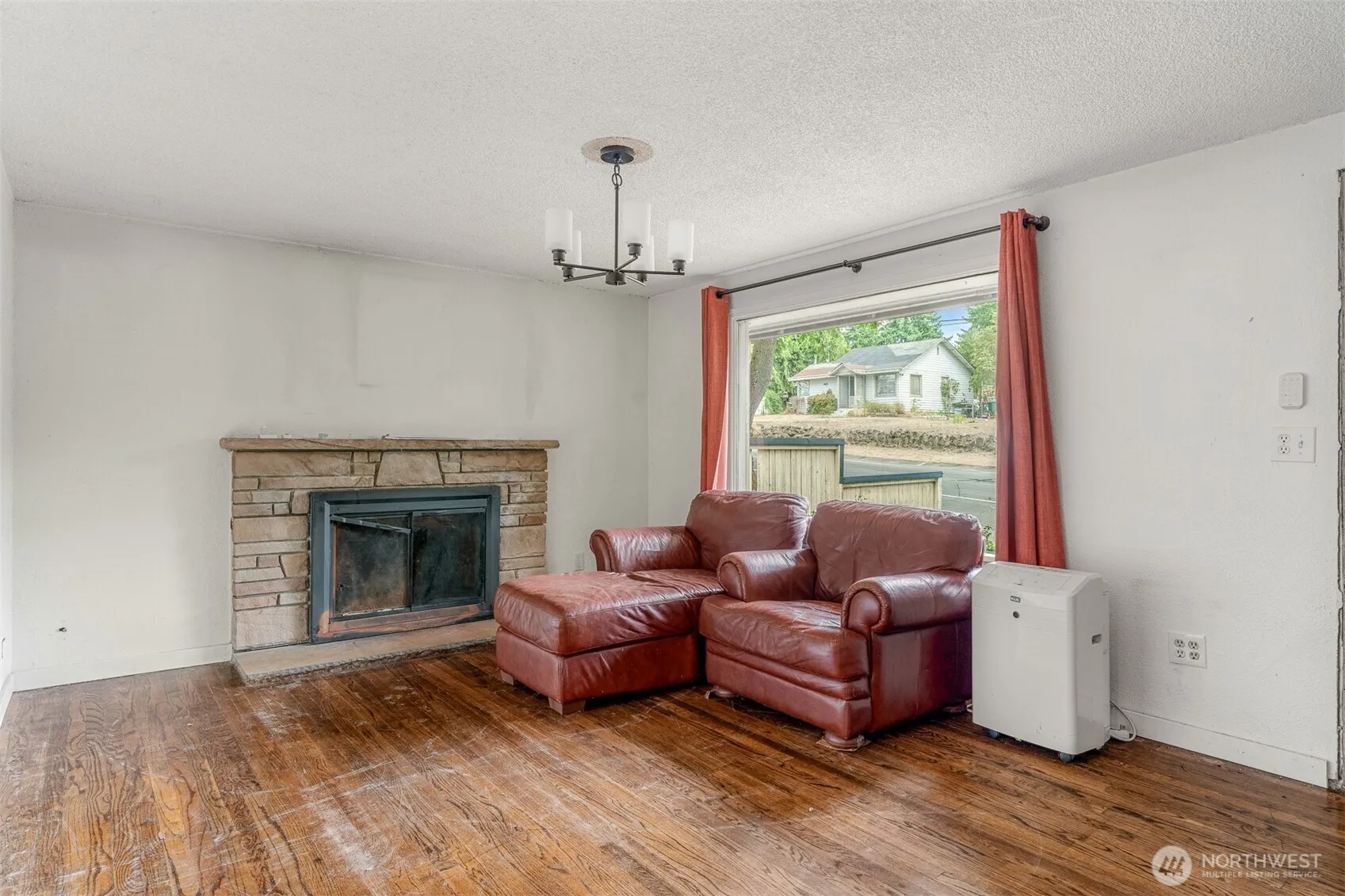 Property photo for 1147 Aberdeen Avenue Ne, Renton photo 2