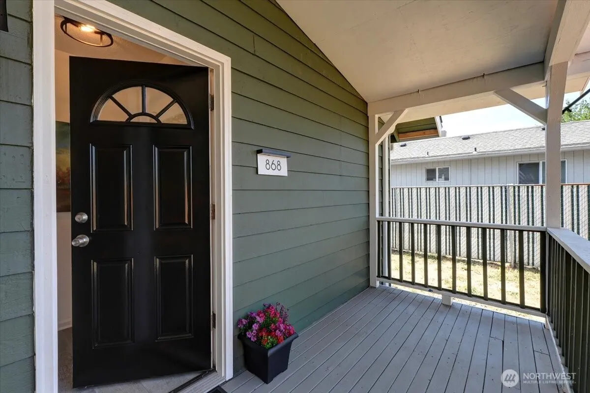 Property photo for 868 S 84th Street, Tacoma photo 5