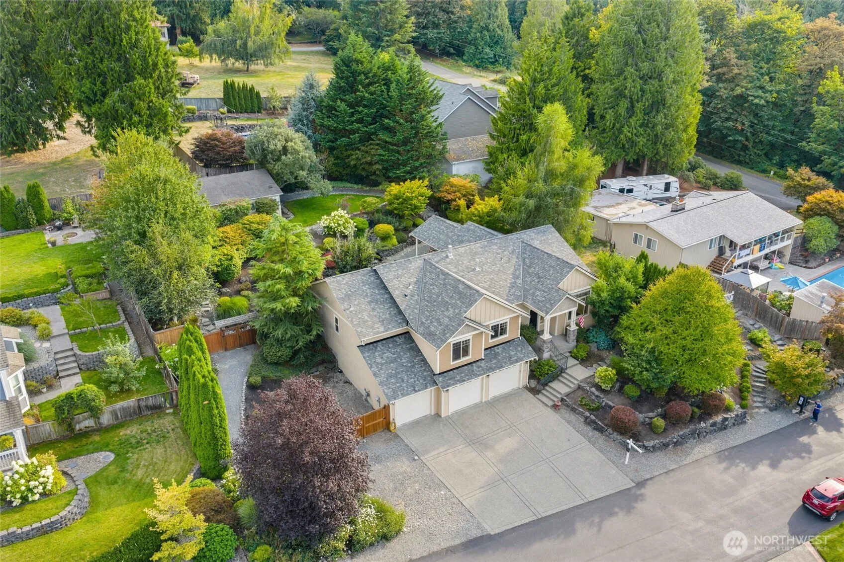 Property photo for 2012 24th Ave Ct Sw, Puyallup photo 3