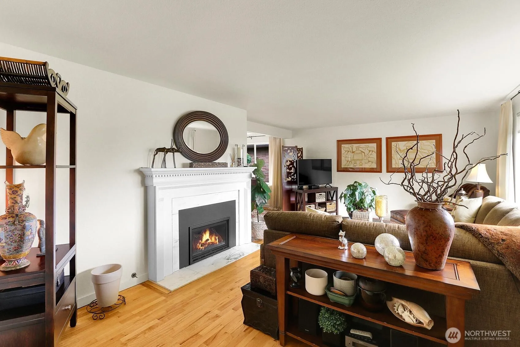 Property photo for 4012 Sw 107th Street, Seattle photo 3