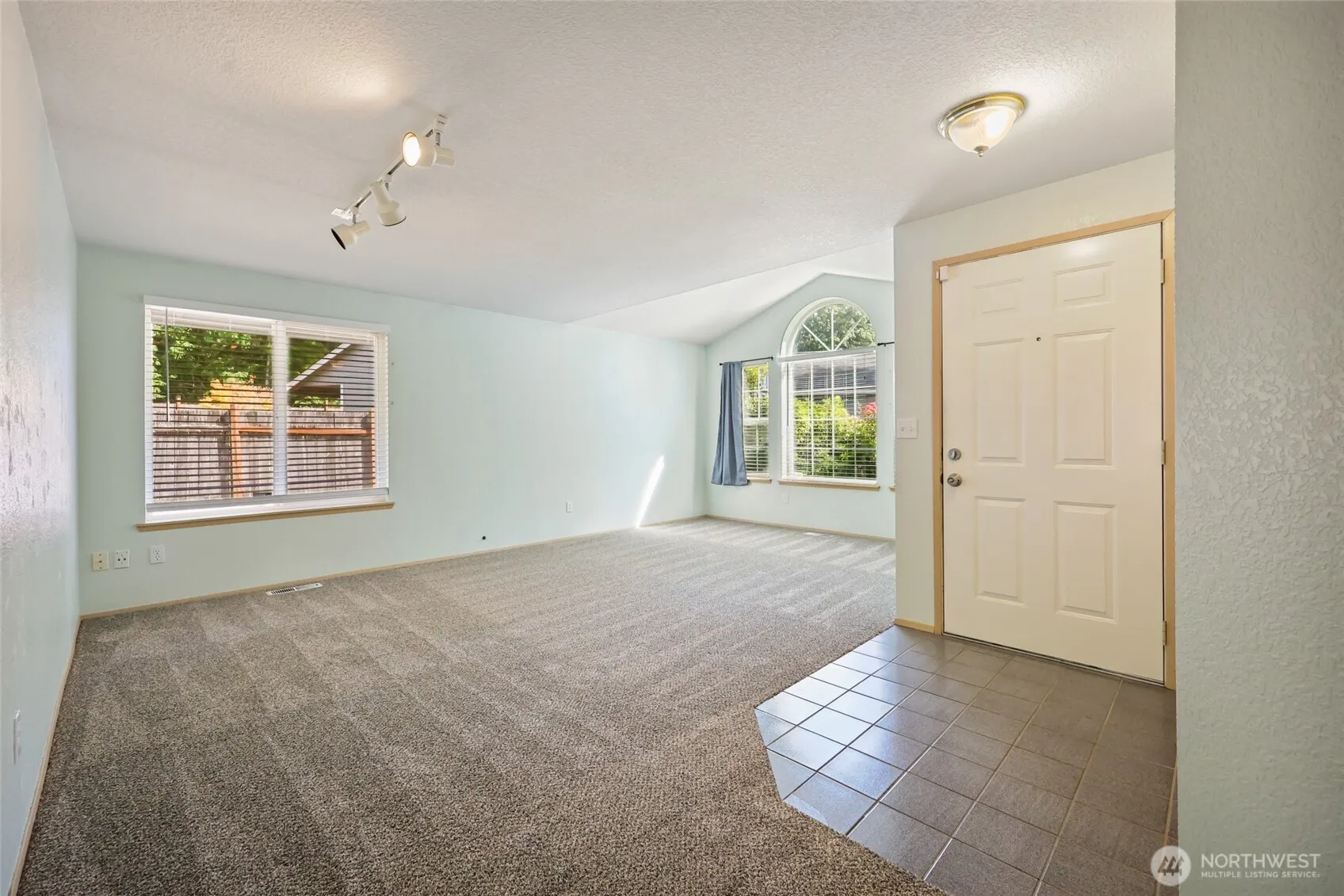 Property photo for 1618 Mapleridge Drive Ne, Olympia photo 4