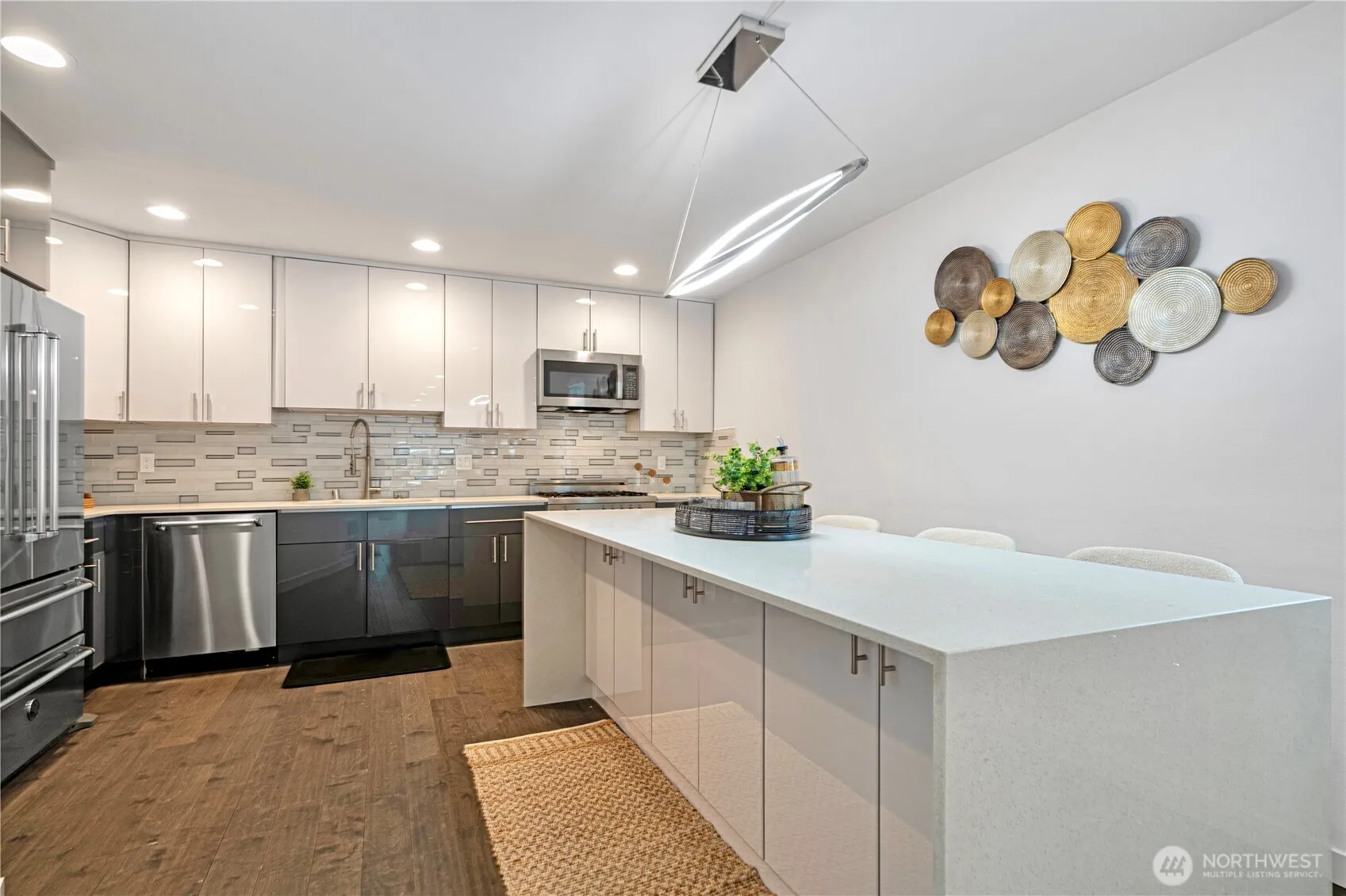 Property photo for 8853 Stone Avenue N, Seattle photo 4