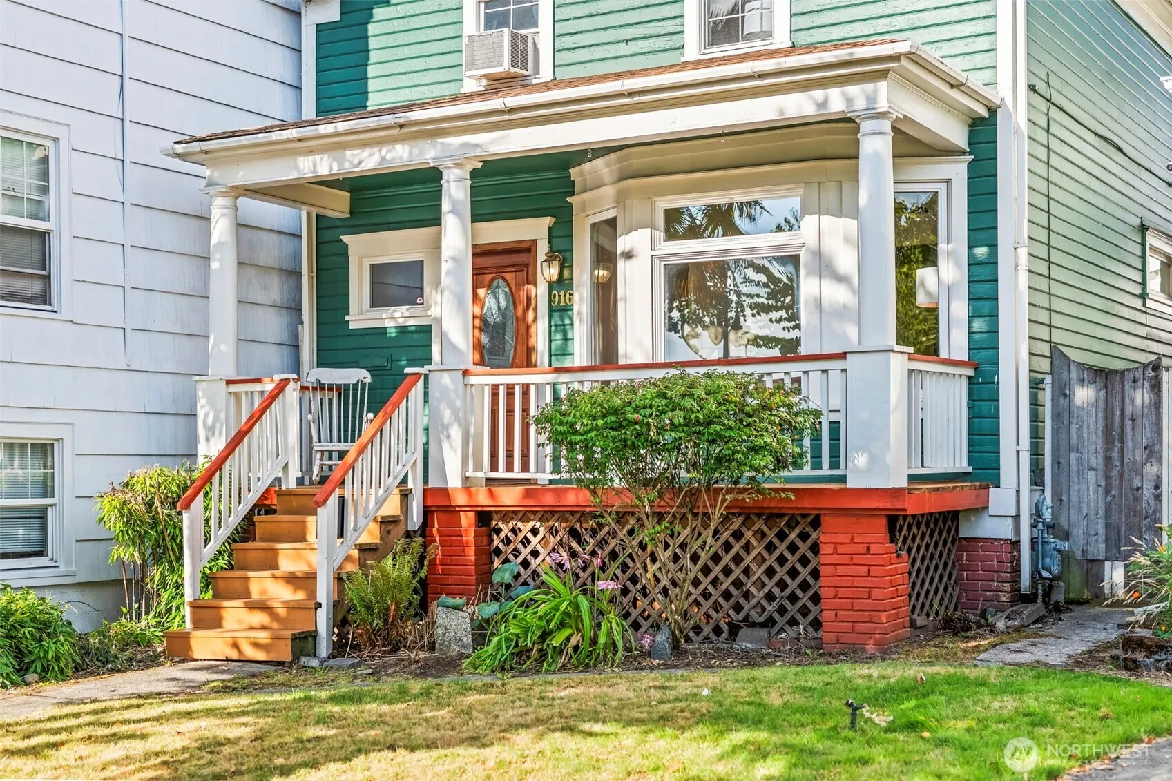 Property photo for 916 S J Street, Tacoma photo 3