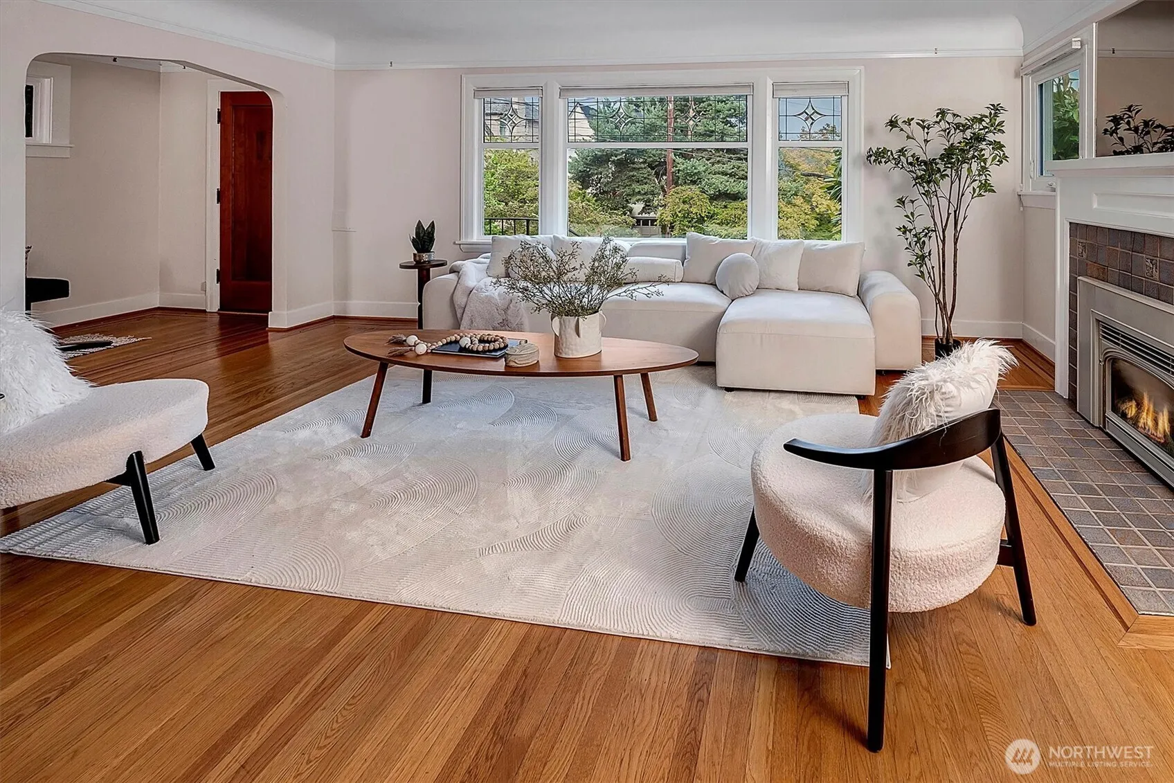 Property photo for 1111 4th Avenue N, Seattle photo 4