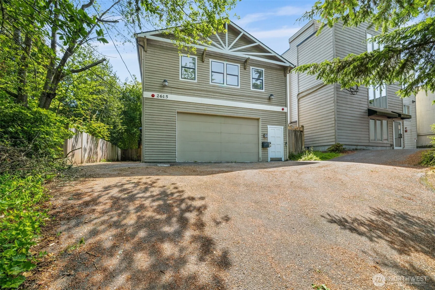 Property photo for 2615 Ne 113th Street, Seattle photo 2