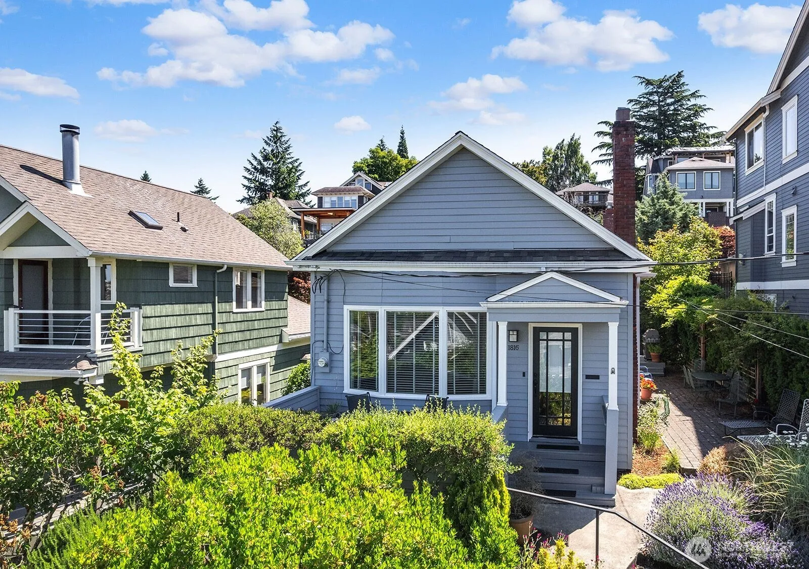 Property photo for 1816 9th Avenue W, Seattle