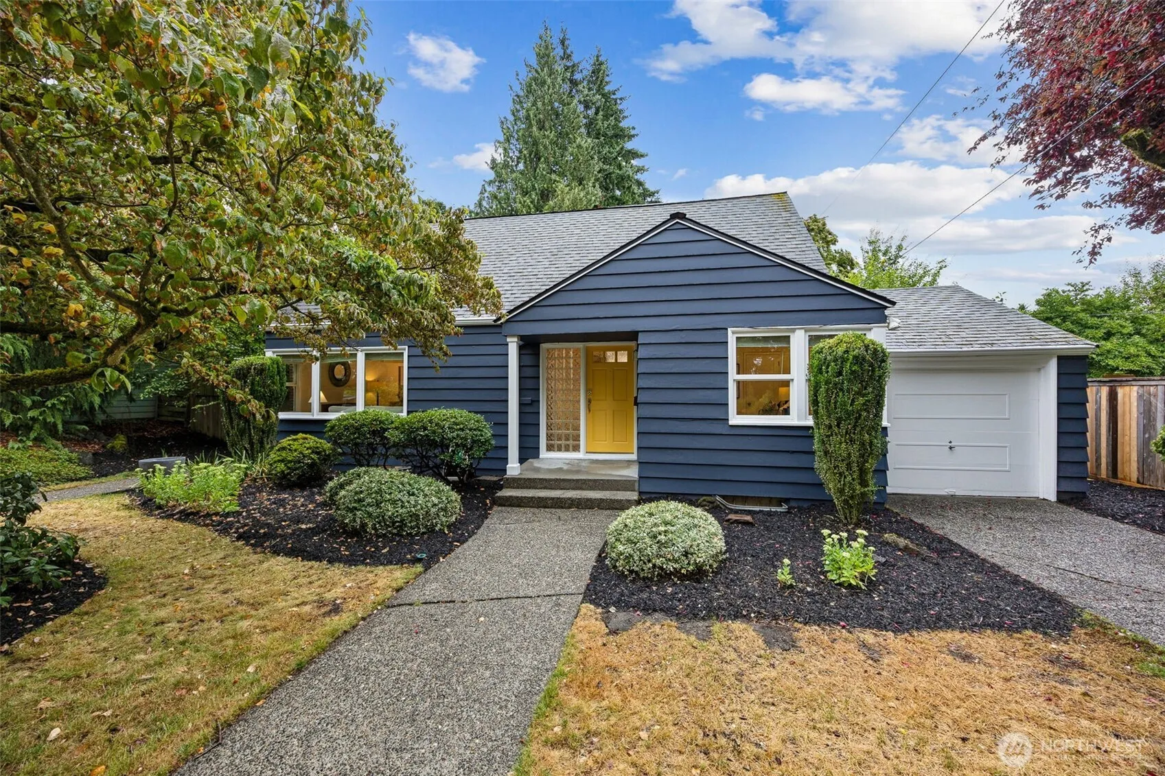 Property photo for 4715 Ne 54th Street, Seattle