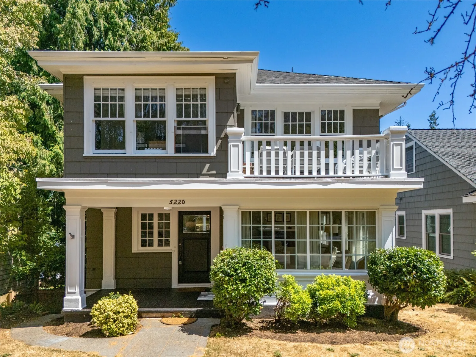 5220 18th Avenue Ne, Seattle