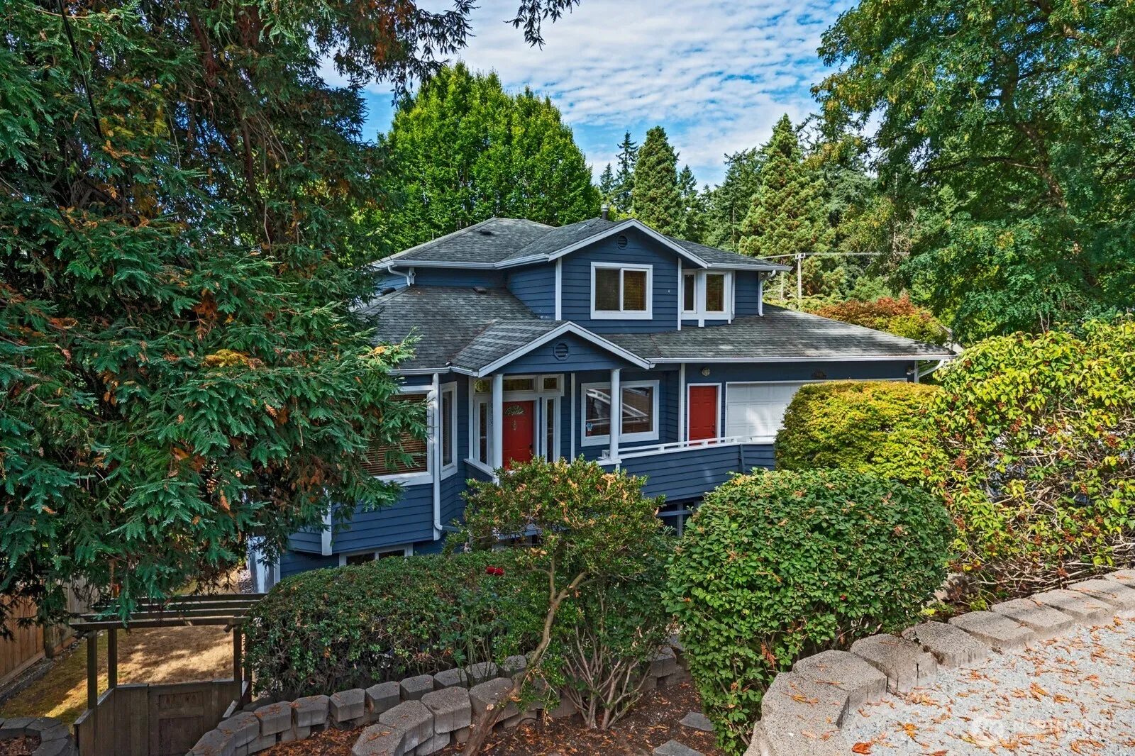 Property photo for 8435 Fauntleroy Place Sw, Seattle