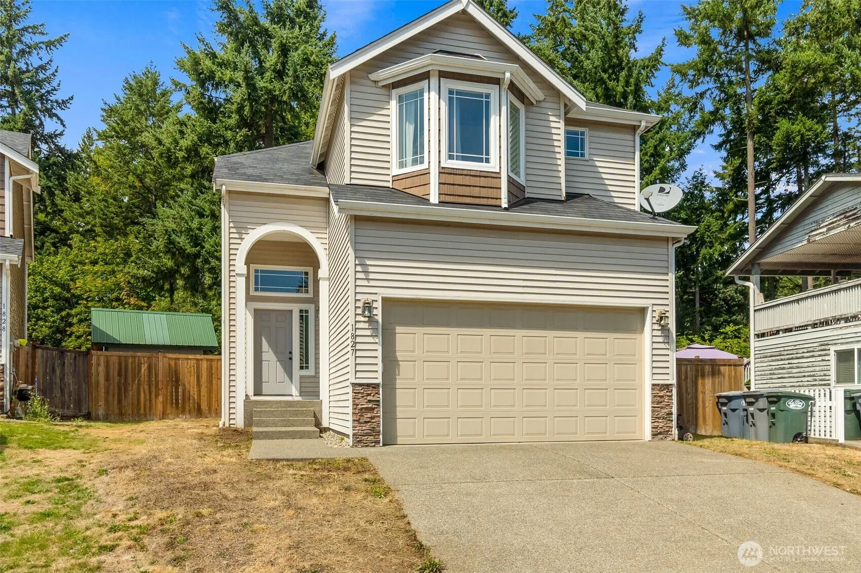 Property photo for 1827 100th Street Court S, Tacoma photo 2