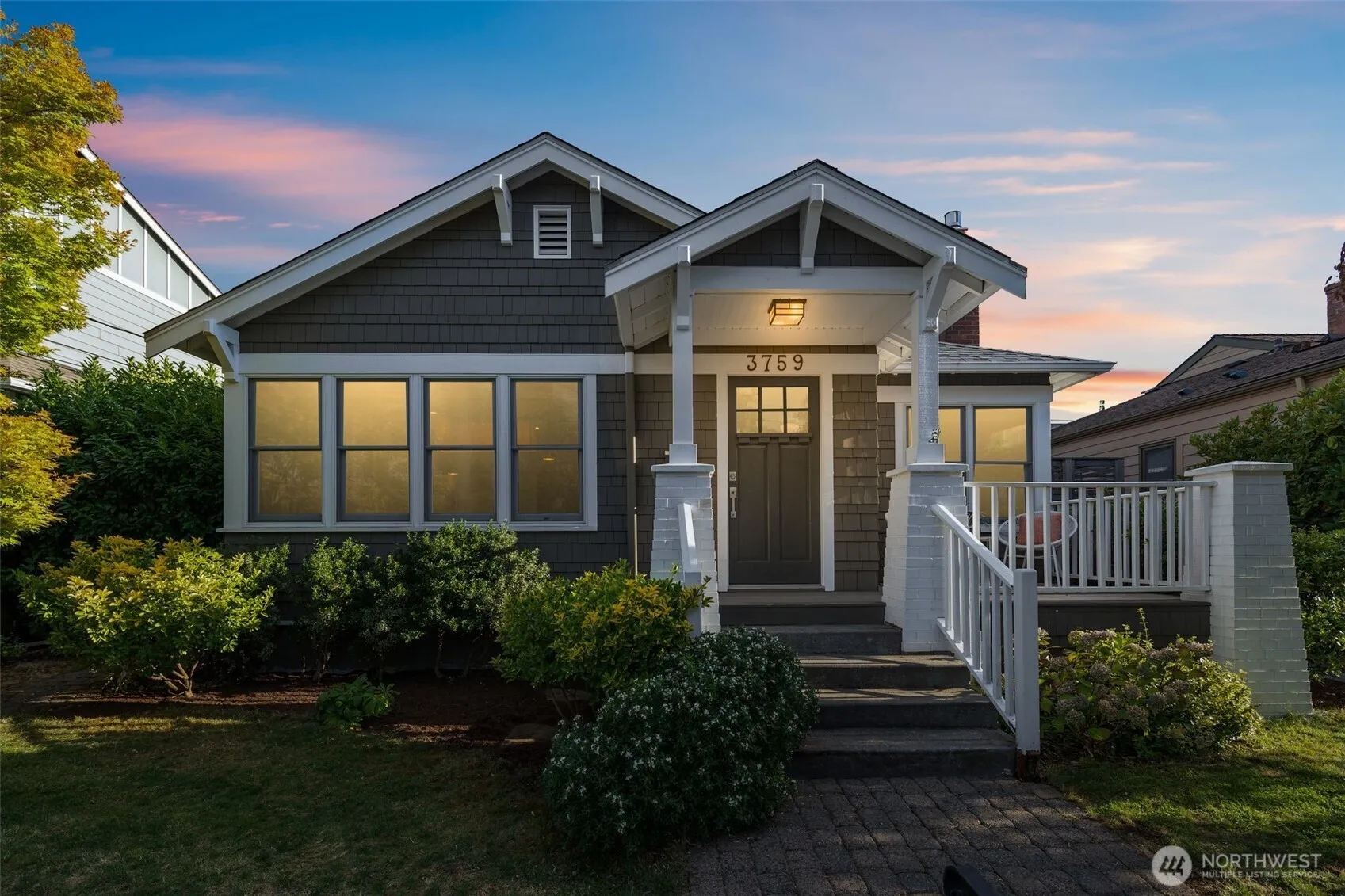 Property photo for 3759 Sw Grayson Street, Seattle