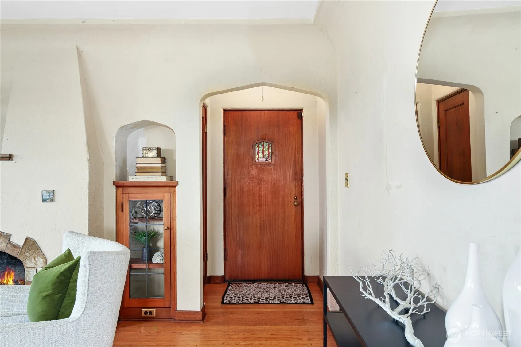 Property photo for 2309 Arch Avenue Sw, Seattle photo 4