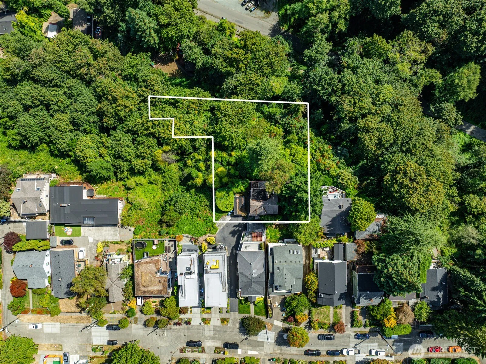 Property photo for 2309 Arch Avenue Sw, Seattle photo 3