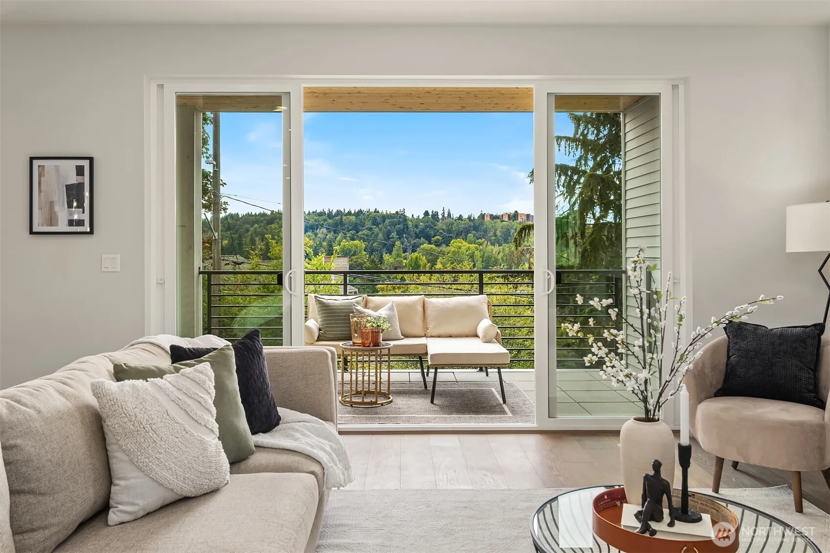 Property photo for 4548 23rd Avenue Sw, Seattle photo 4