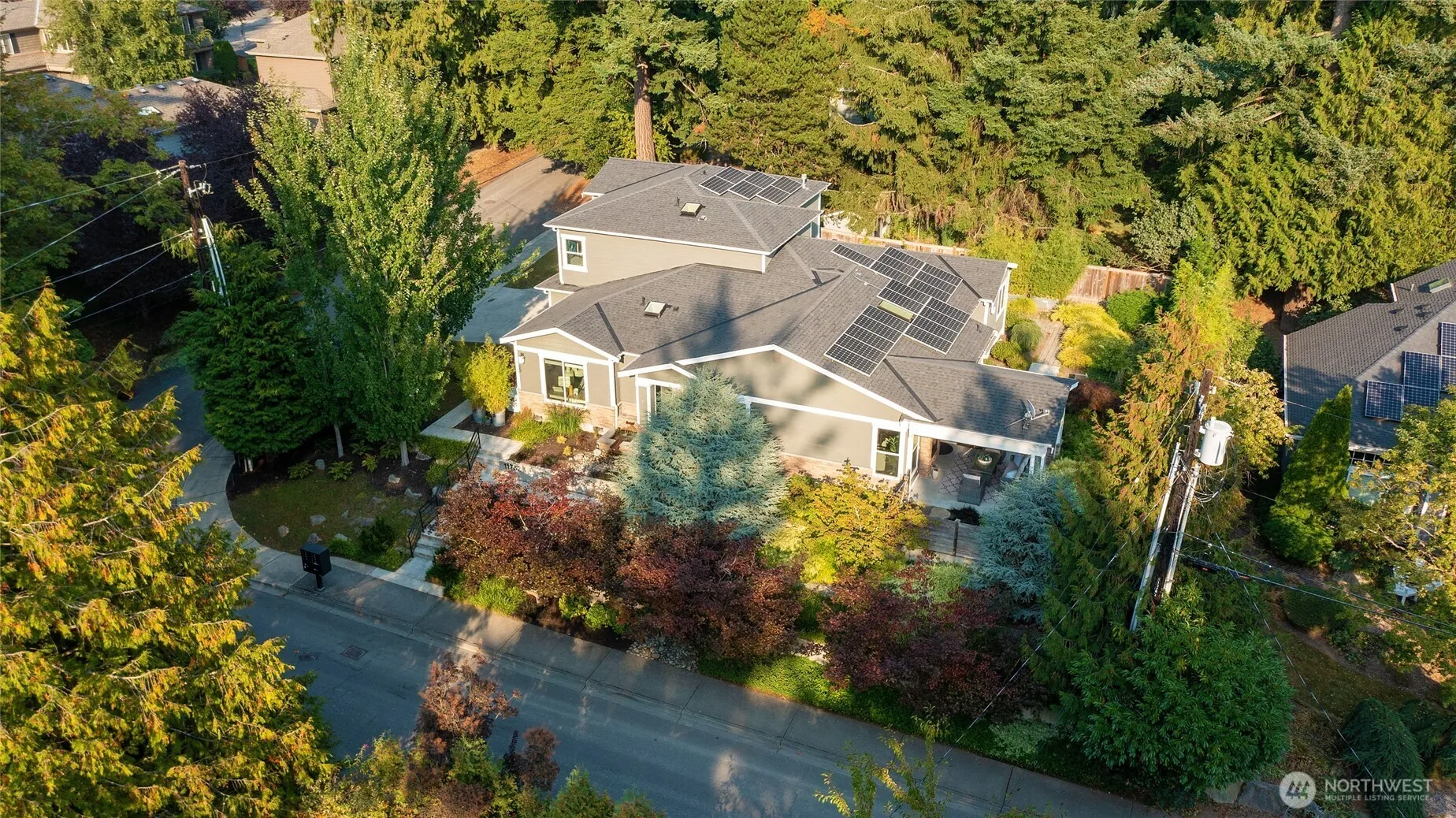 Property photo for 11752 82nd Avenue Ne, Kirkland