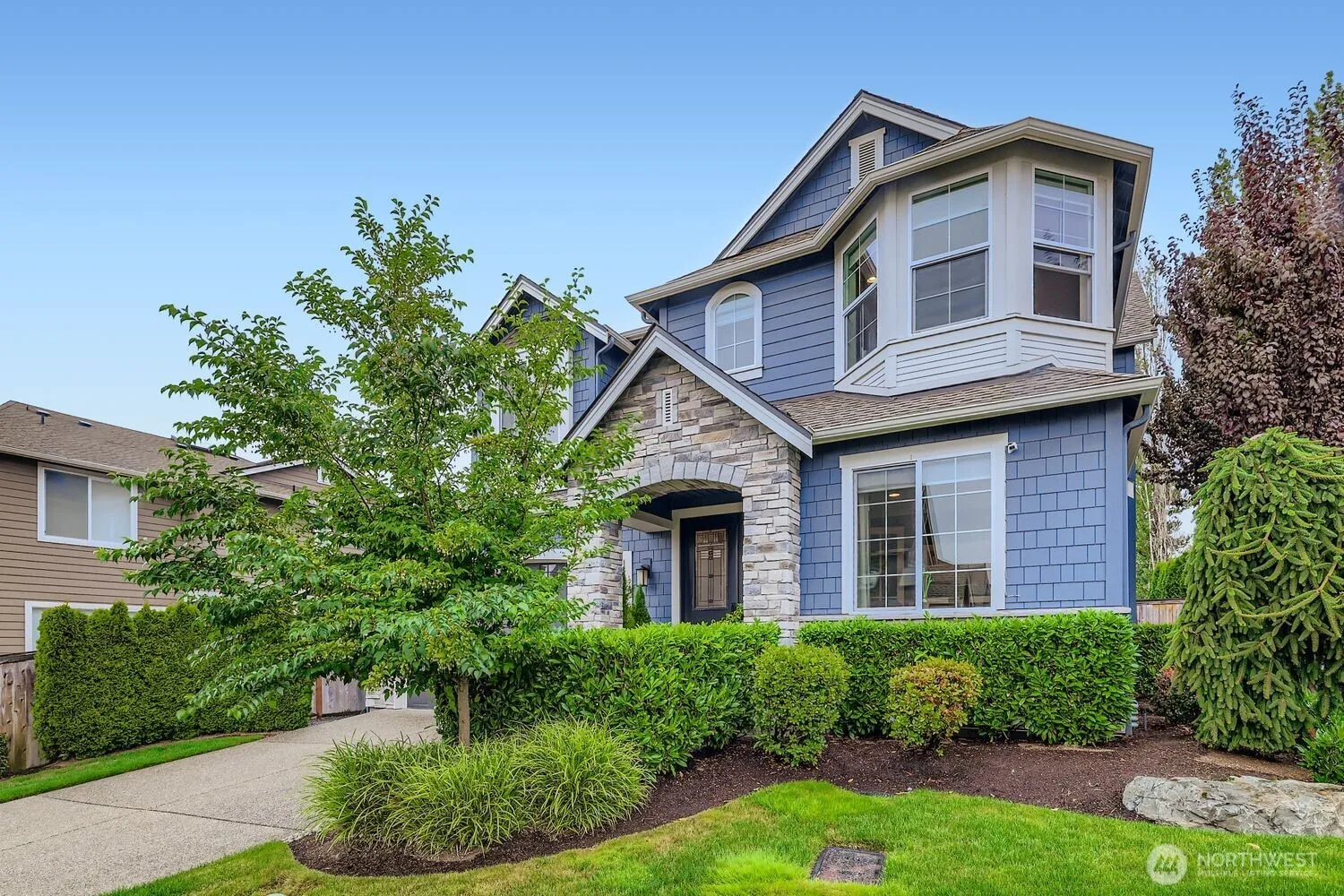Property photo for 6190 Se 112th Lane, Bellevue photo 2