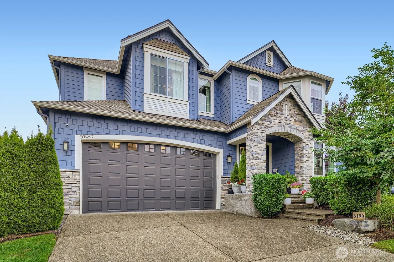 Property photo for 6190 Se 112th Lane, Bellevue