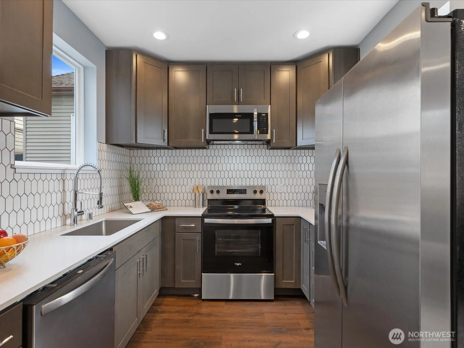 Property photo for 6751 14th Avenue Nw, Seattle photo 4