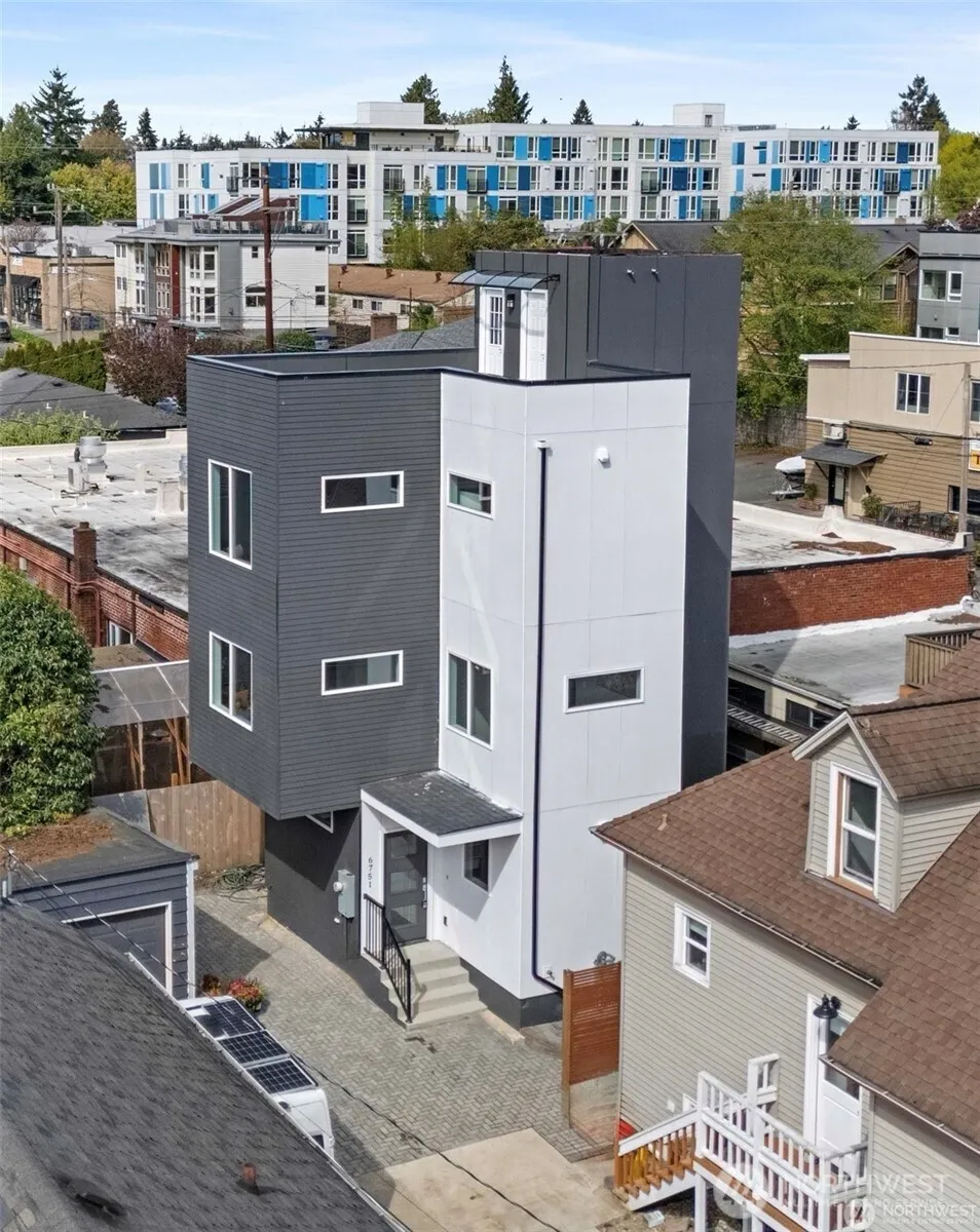 Property photo for 6751 14th Avenue Nw, Seattle