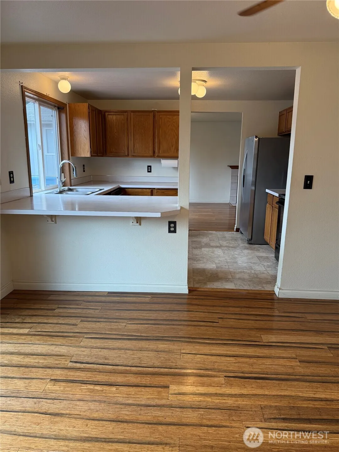 Property photo for 1652 93rd Street S, Tacoma photo 4