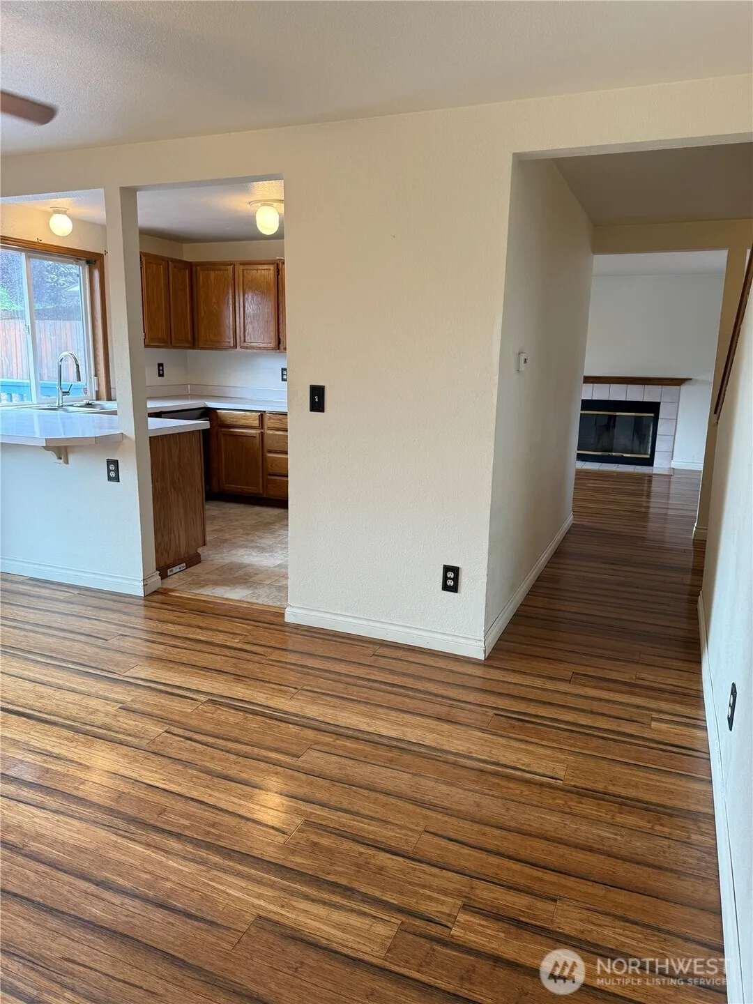 Property photo for 1652 93rd Street S, Tacoma photo 5