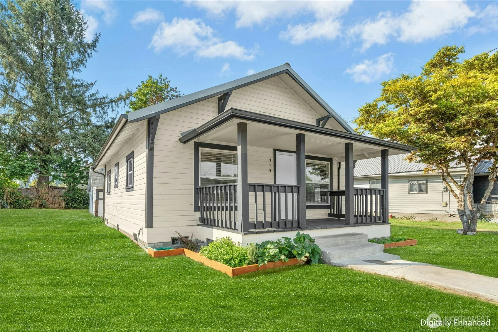 Property photo for 719 S Nenant Street, Bucoda