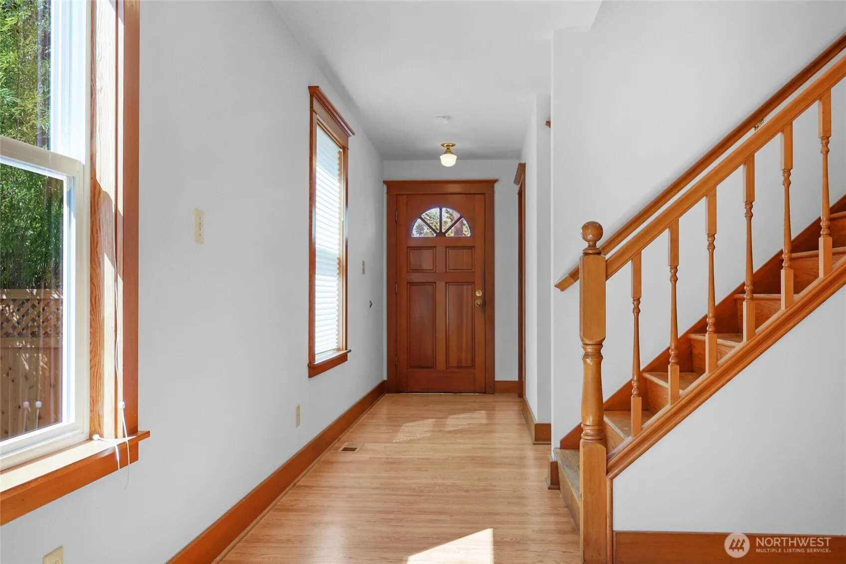 Property photo for 5122 26th Avenue Ne, Seattle photo 4