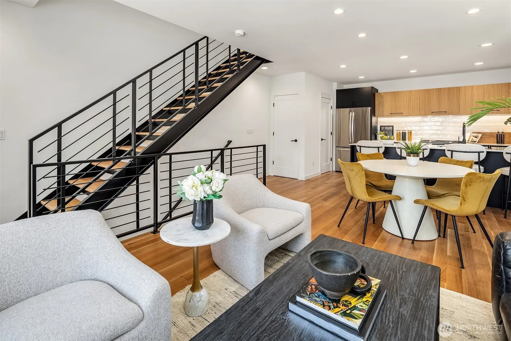 Property photo for 2419 Nw 57th Street #b, Seattle photo 3