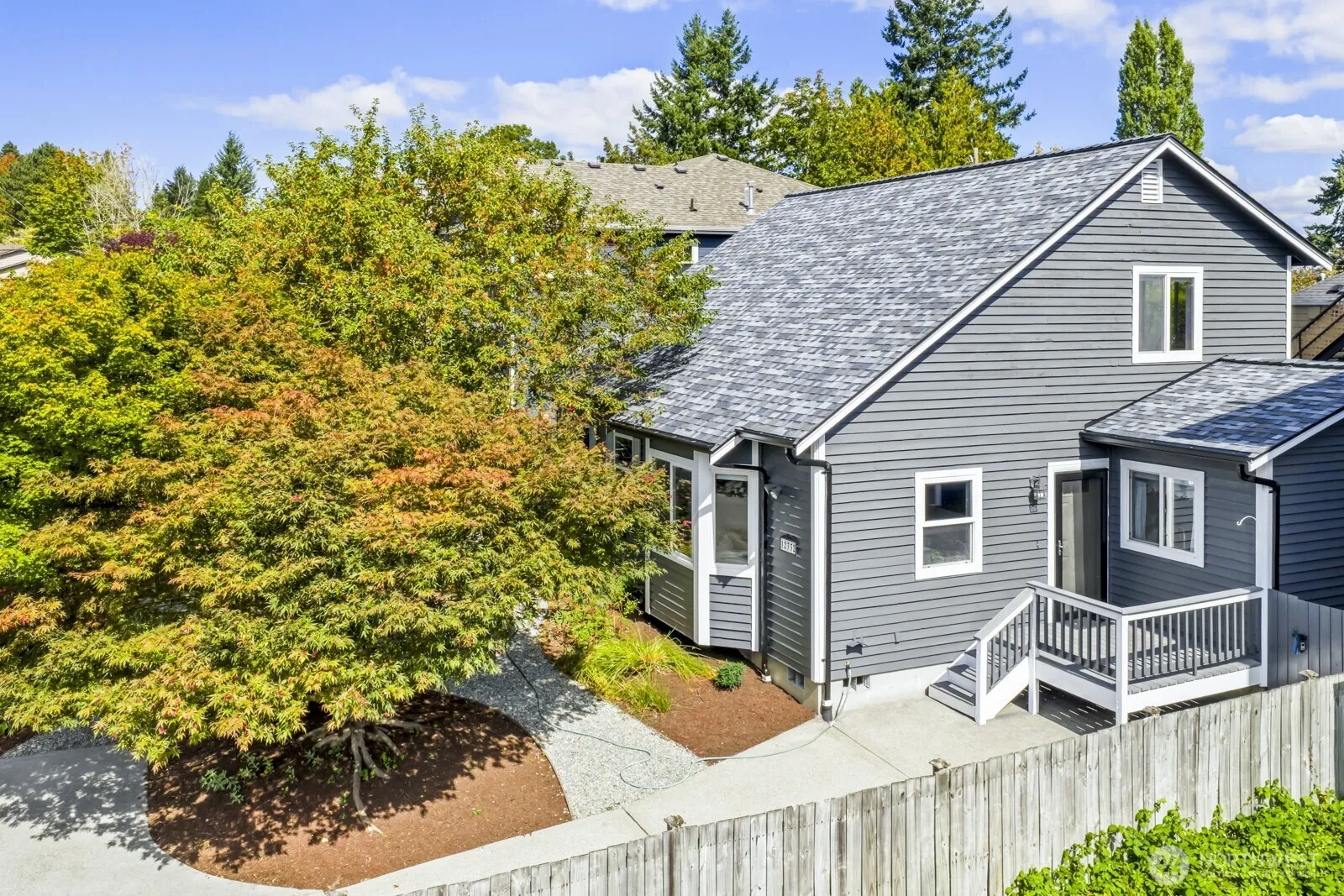 Property photo for 12332 40th Avenue Ne, Seattle photo 5