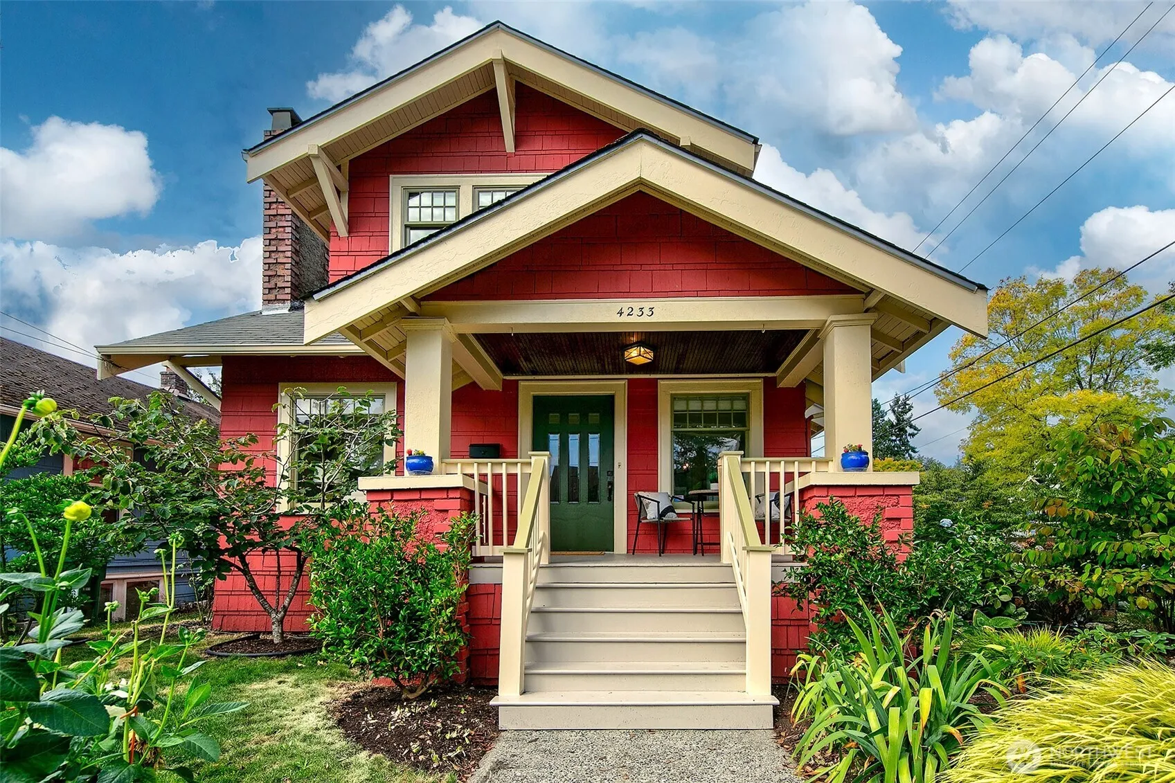 Property photo for 4233 Corliss Avenue N, Seattle