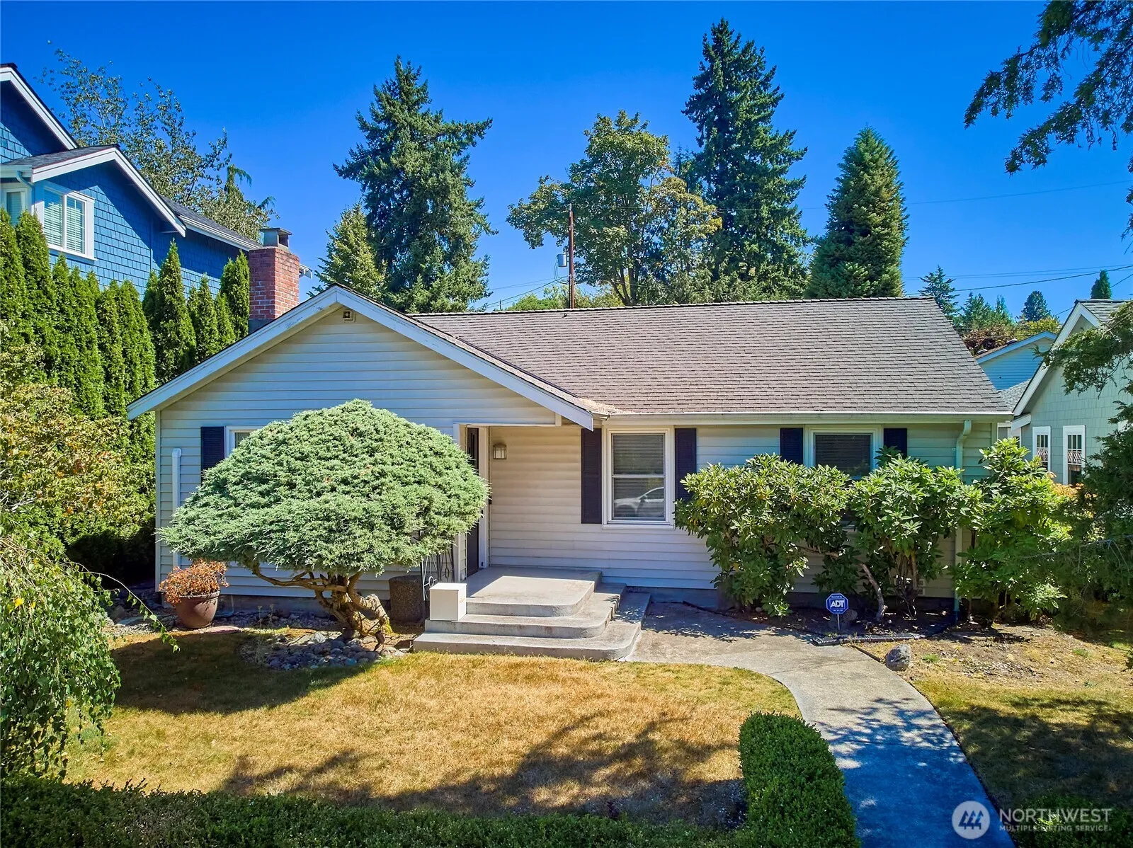 Property photo for 5806 56th Avenue Ne, Seattle