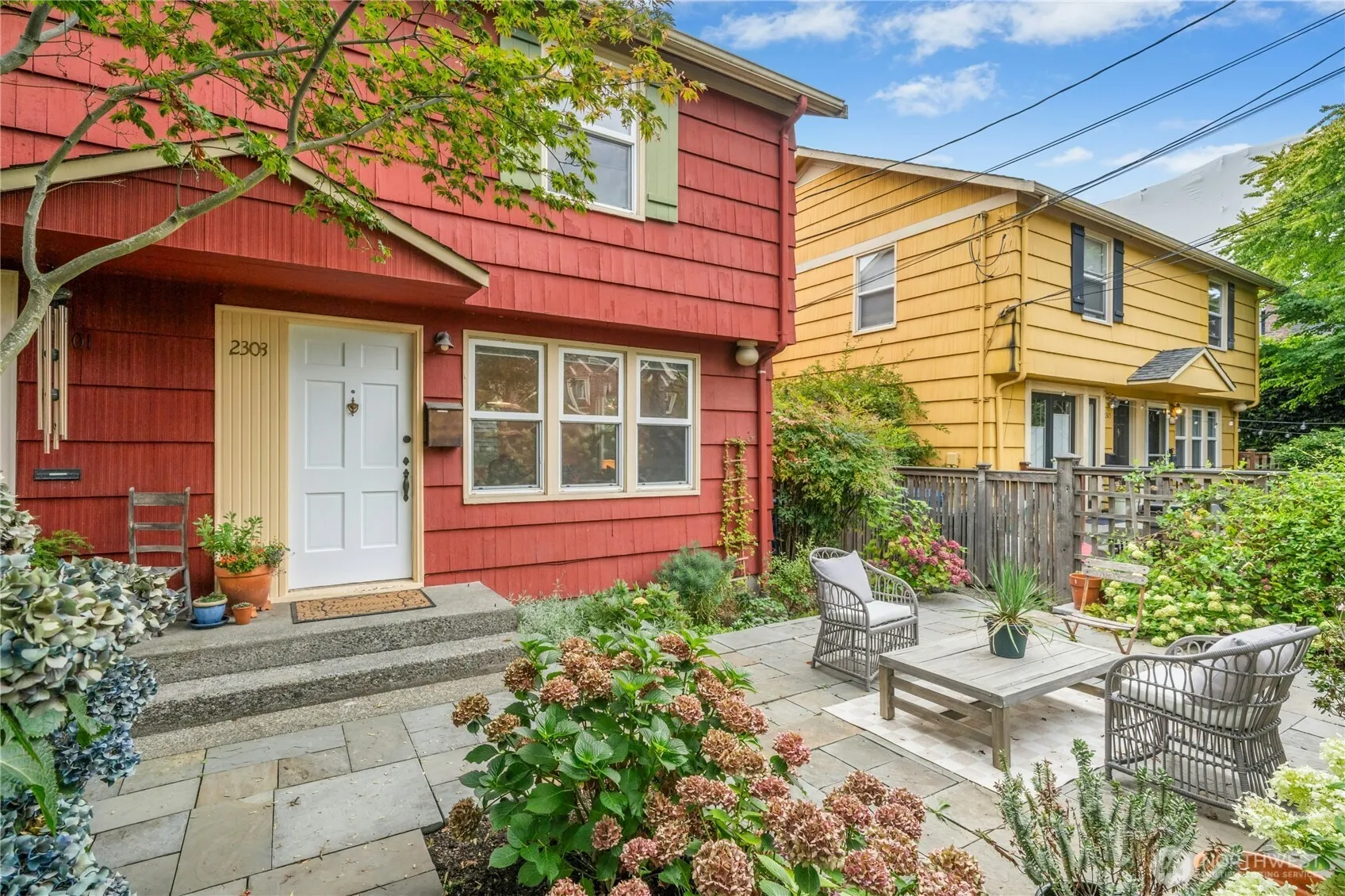 Property photo for 2303 Minor Avenue E, Seattle photo 3