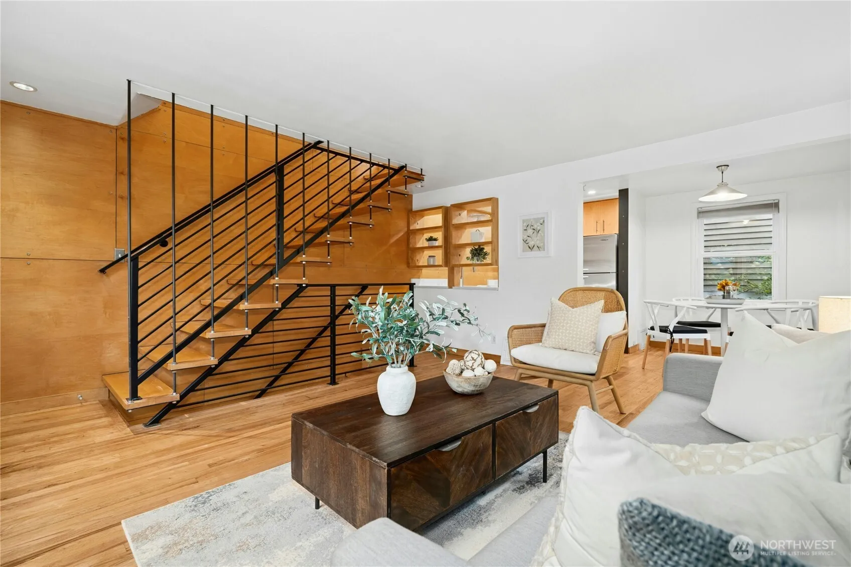 Property photo for 2303 Minor Avenue E, Seattle photo 5