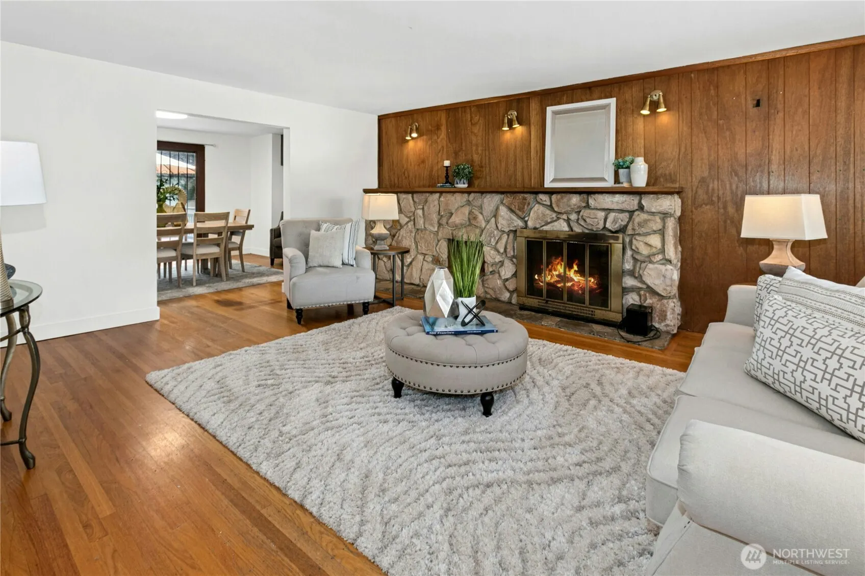 Property photo for 1009 Ne 70th Street, Seattle photo 4