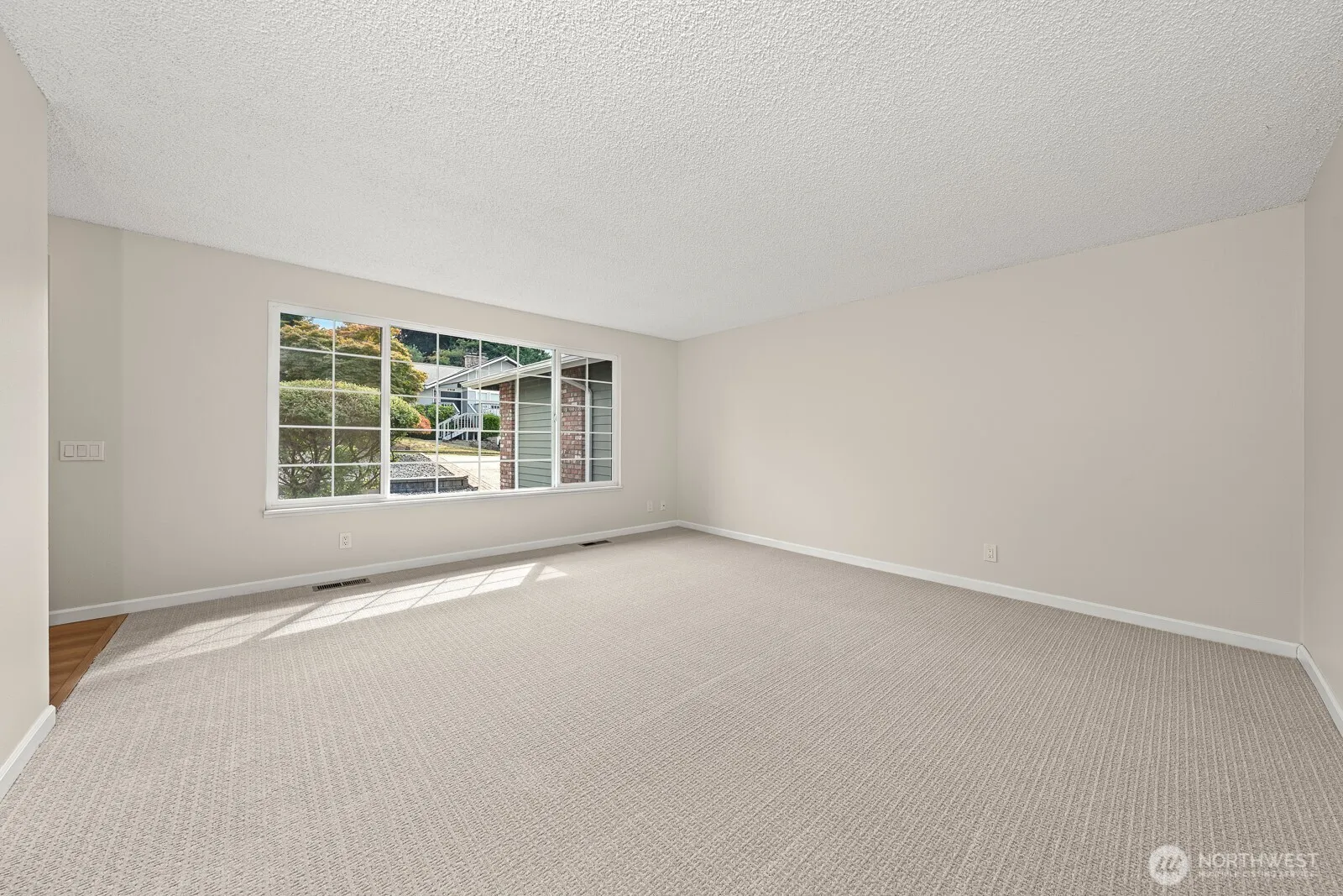 Property photo for 1731 Jones Drive Se, Renton photo 4