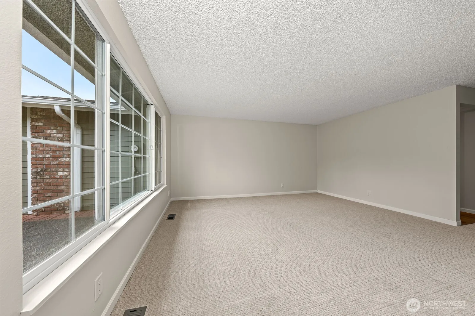 Property photo for 1731 Jones Drive Se, Renton photo 5
