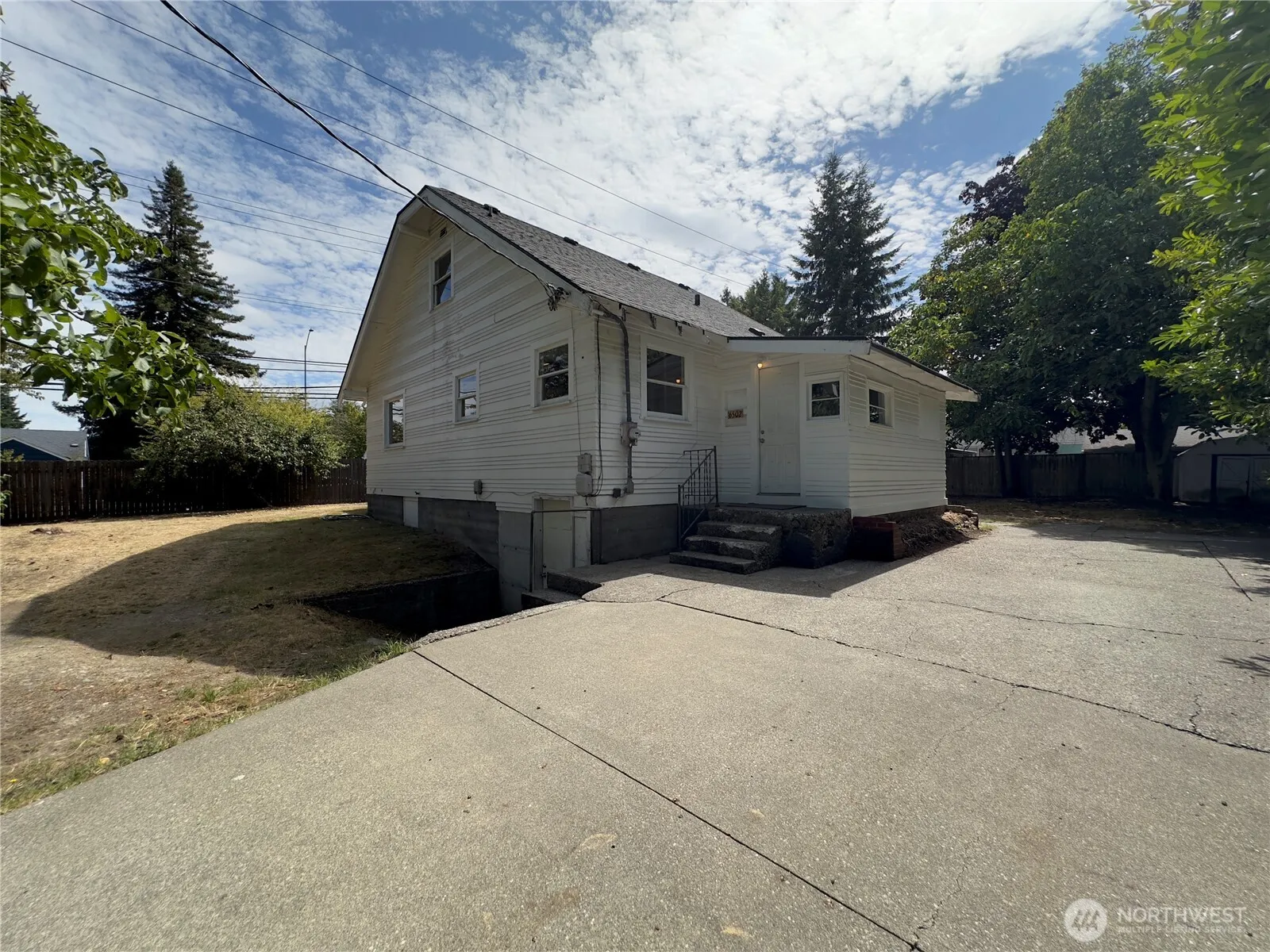 Property photo for 6502 E Portland Avenue, Tacoma photo 2